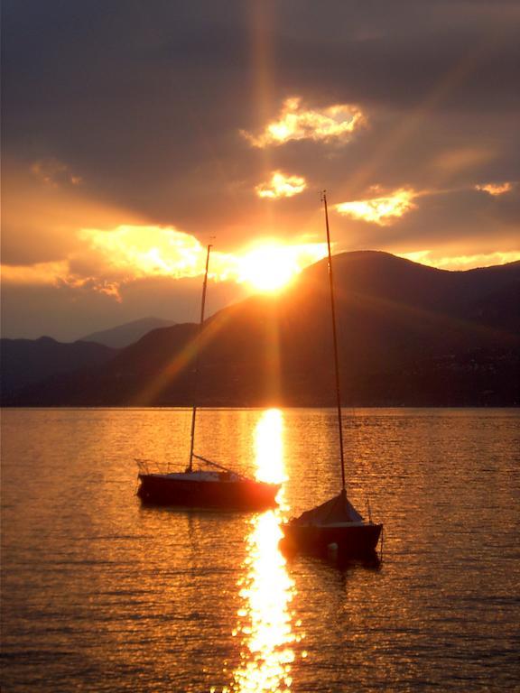 Romantic Dream Torri Del Benaco Exterior photo